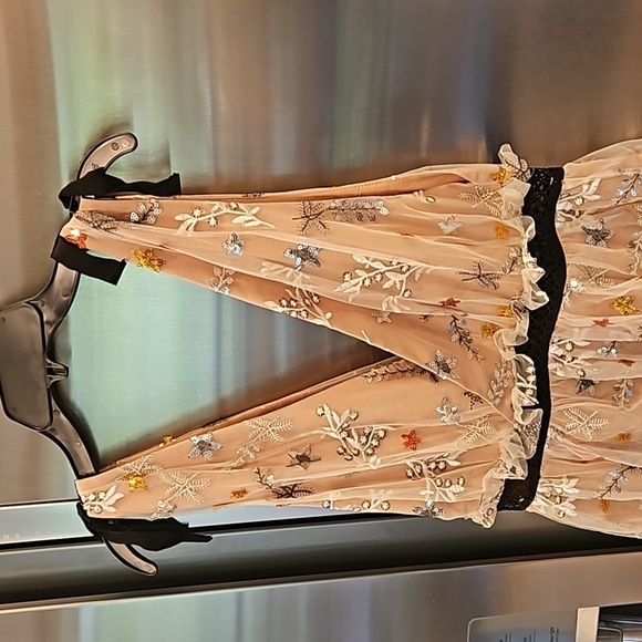 💕SELF-PORTRAIT💕 Star Mesh Embroidered Midi Dress ~ US 4 - Picture 15 of 16